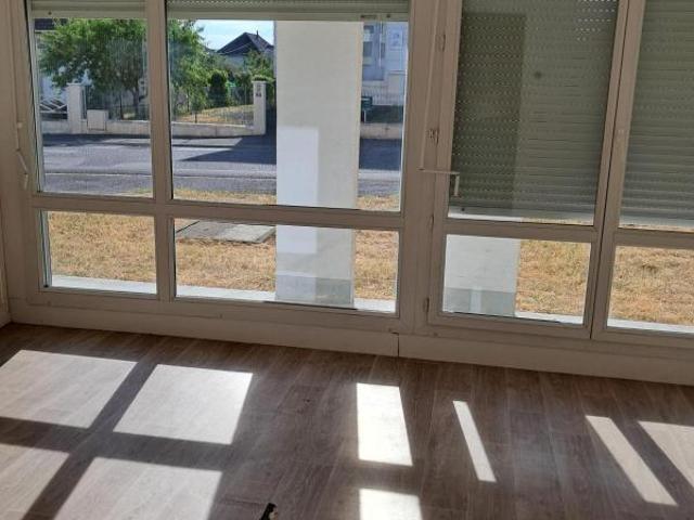 Appartement 4 pièces, 101 m² à louer à Château la Vallière 37330