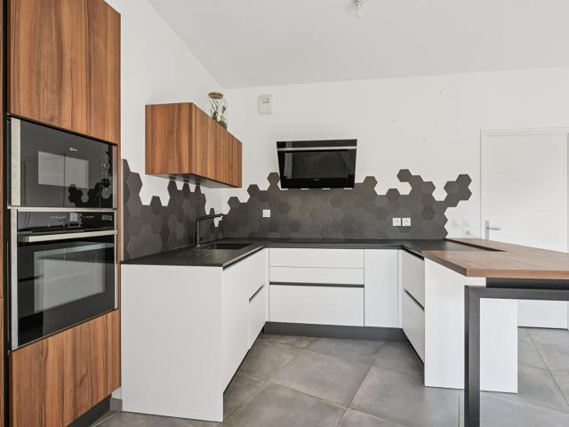 Appartement 4 pièces, 101 m² à louer à Lyon 7 69007