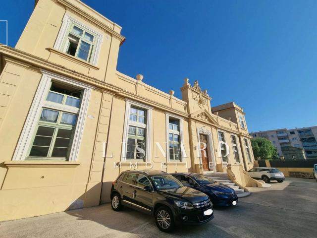 Appartement 4 pièces 102 m²