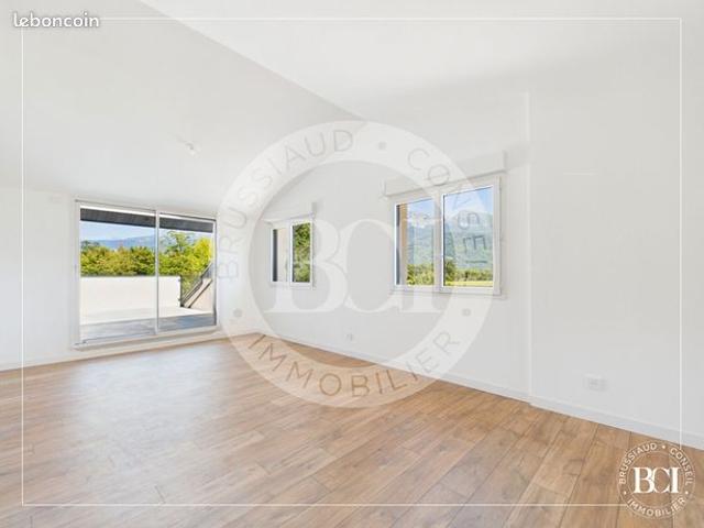 Appartement 4 pièces 102 m²