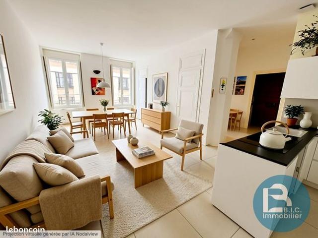 Appartement 4 pièces 102 m²