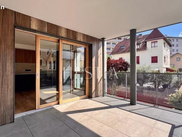 Appartement 4 pièces 102 m²