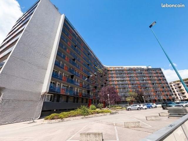 Appartement 4 pièces 102 m²