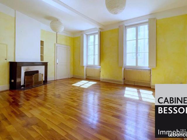 Appartement 4 pièces 102 m²