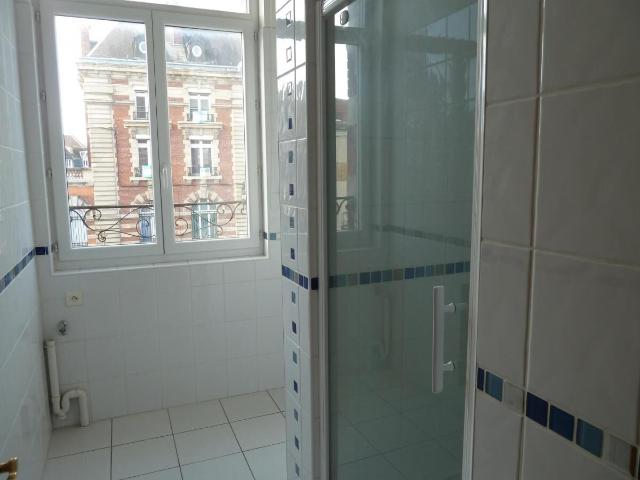 Appartement 4 pièces, 102 m² à louer à Cambrai 59400