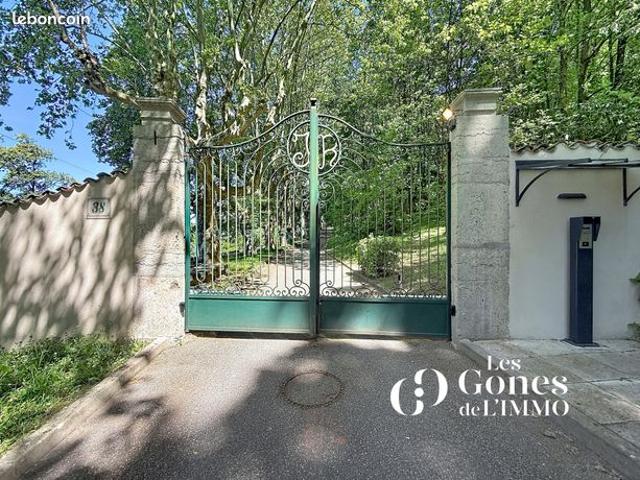 Appartement 4 pièces 103 m²