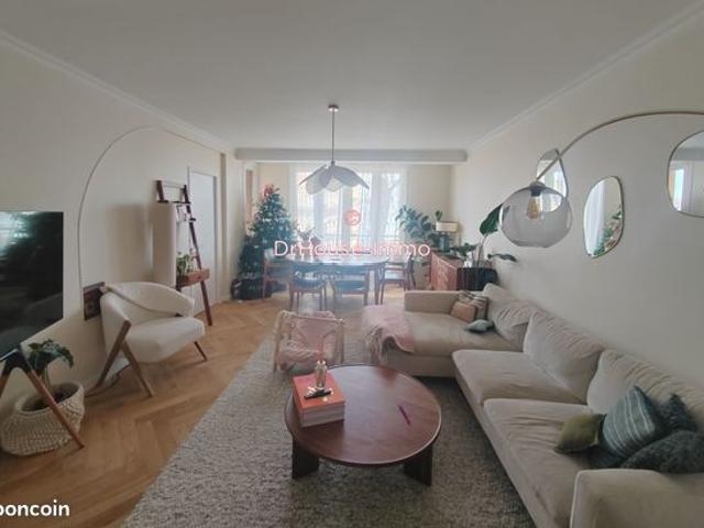 Appartement 4 pièces 103 m²
