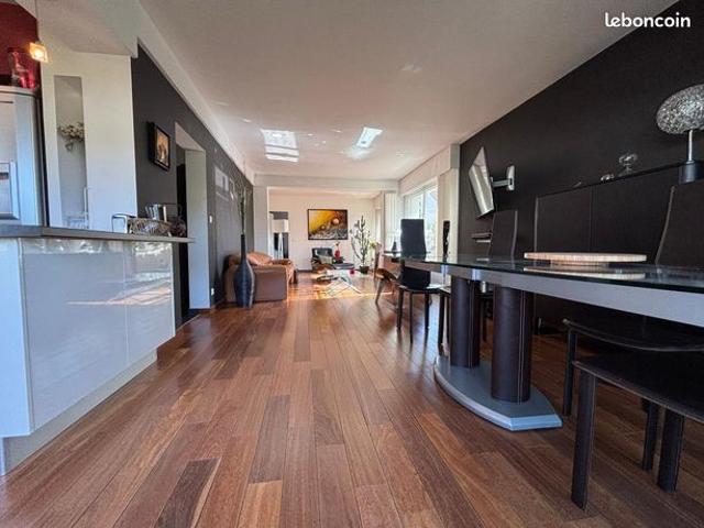 Appartement 4 pièces 104 m²