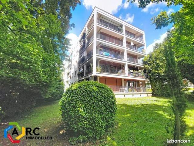 Appartement 4 pièces 104 m²