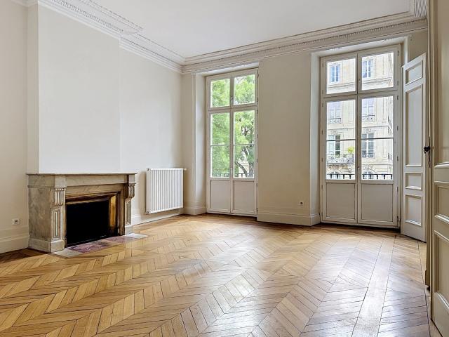 Appartement 4 pièces 104 m²