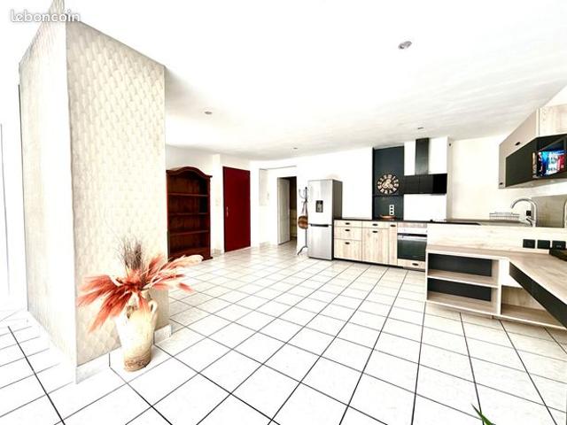 Appartement 4 pièces 104 m²