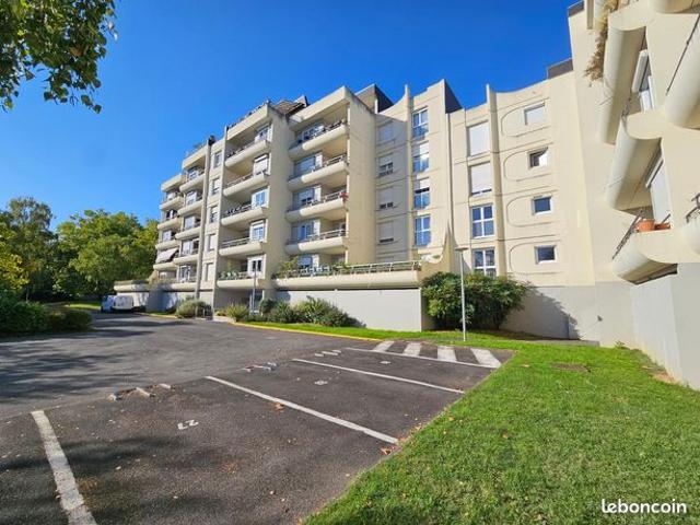 Appartement 4 pièces 104 m²