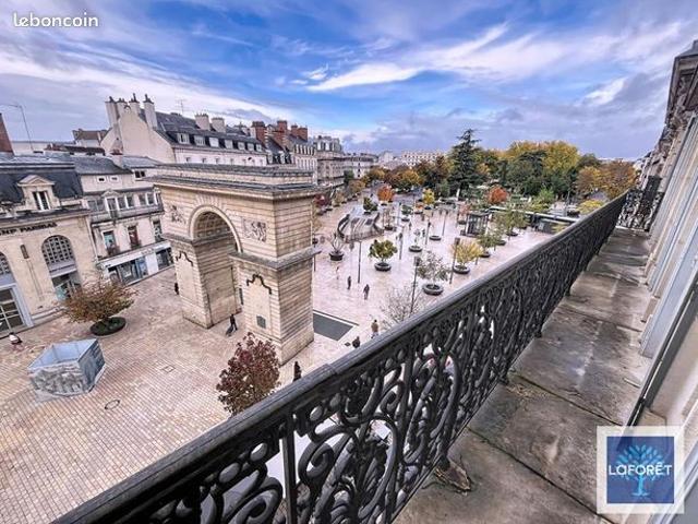 Appartement 4 pièces 104 m²