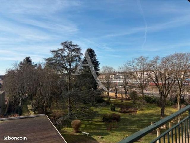 Appartement 4 pièces 104 m²