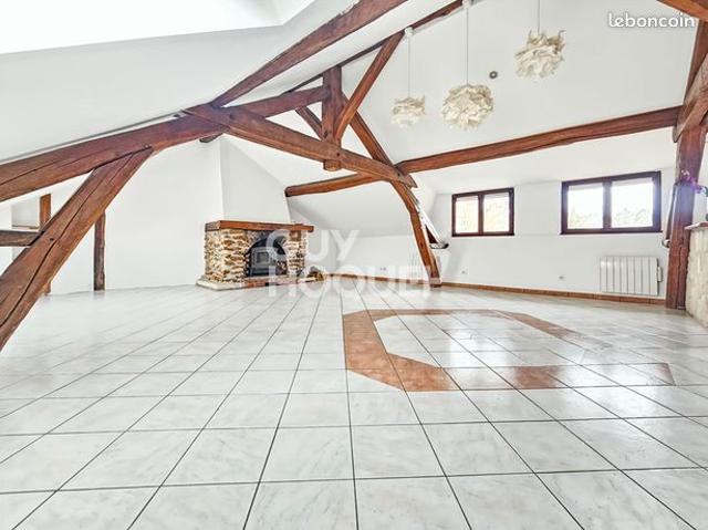 Appartement 4 pièces 104 m²