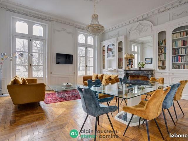 Appartement 4 pièces 104 m²