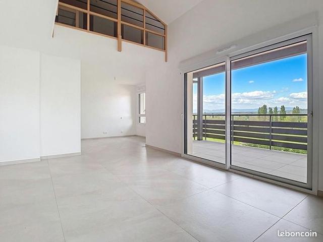 Appartement 4 pièces 104 m²