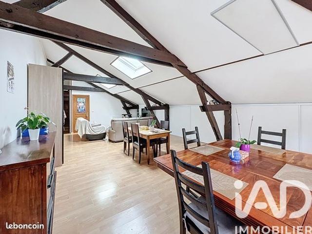 Appartement 4 pièces 104 m²