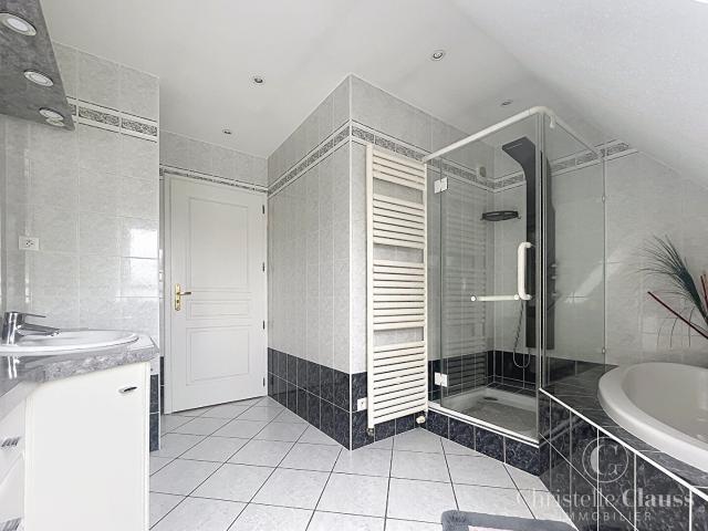 Appartement 4 pièces, 104 m² à louer à Rixheim 68170
