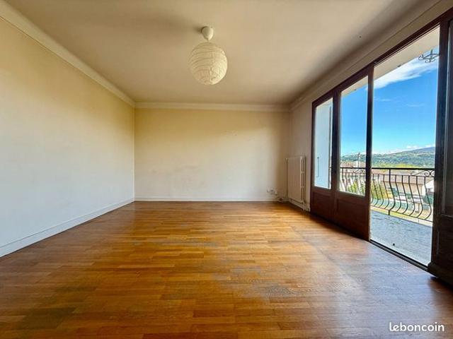 Appartement 4 pièces 105 m²