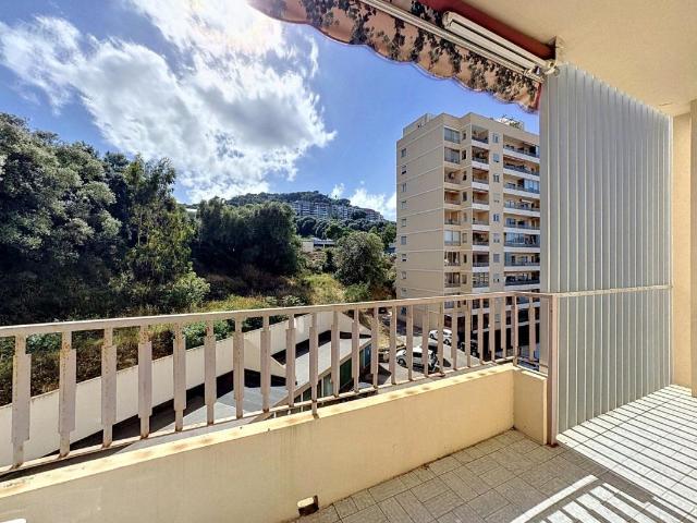 Appartement 4 pièces, 105 m² à louer à Ajaccio 20000