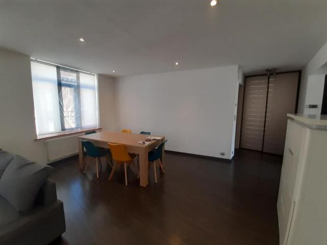 Appartement 4 pièces, 105 m² à louer à La Madeleine 59110