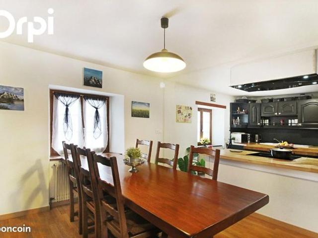 Appartement 4 pièces 106 m²