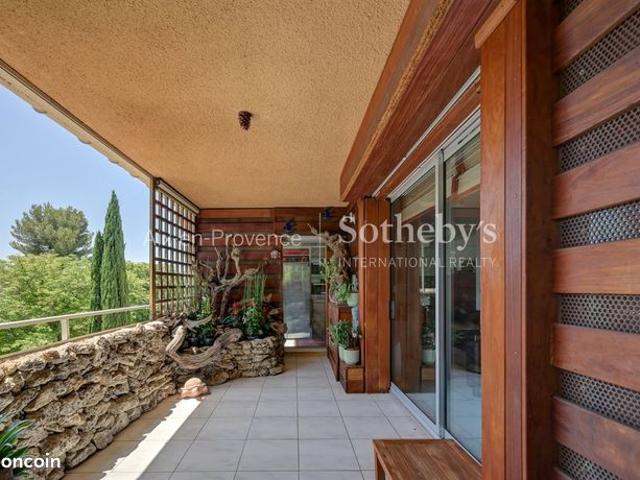 Appartement 4 pièces 106 m²