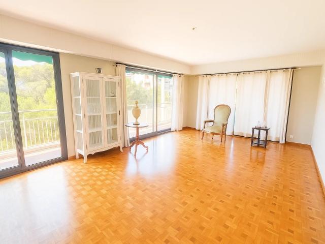 Appartement 4 pièces 106 m²