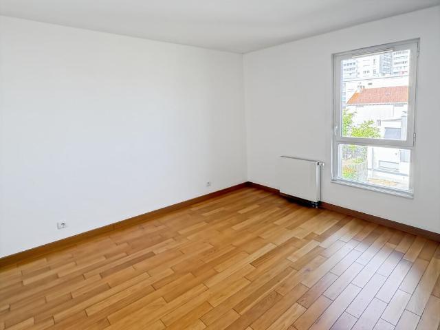 Appartement 4 pièces, 106 m² à louer à Saint Pierre des Corps 37700