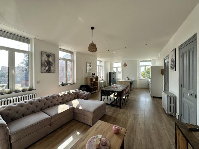 Appartement 4 pièces, 106 m² à louer à Vertain 59730