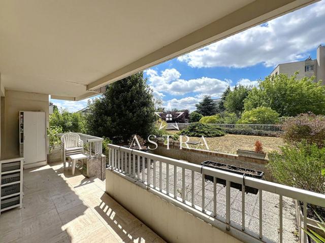 Appartement 4 pièces 106 m² avec terrasse