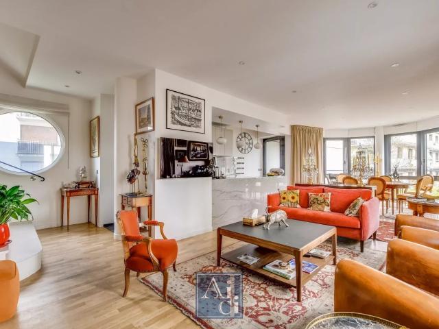 Appartement 4 pièces 107 m²
