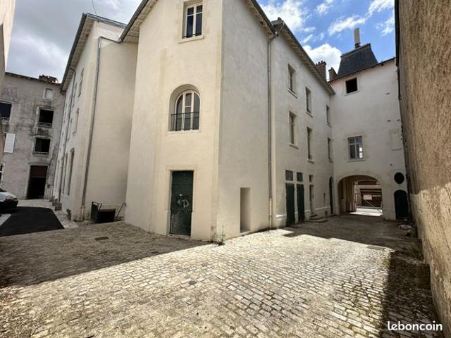 Appartement 4 pièces 107 m²