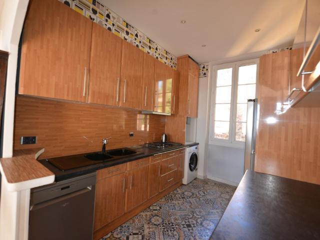 Appartement 4 pièces, 108 m² à louer à Grasse 06130