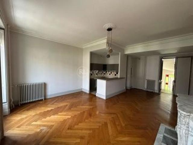 Appartement 4 pièces 109.88 m²
