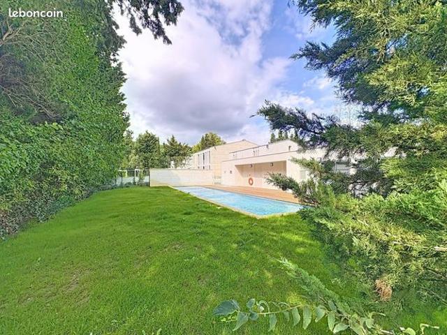 Appartement 4 pièces 109 m²