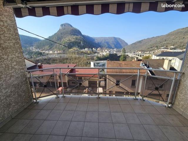 Appartement 4 pièces 109 m²