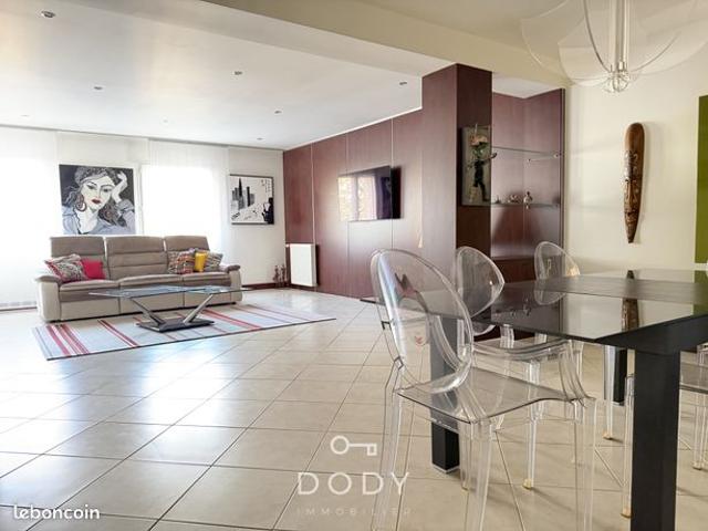 Appartement 4 pièces 109 m²