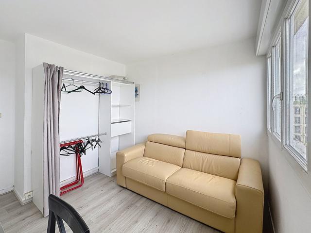 Appartement 4 pièces 10 m²
