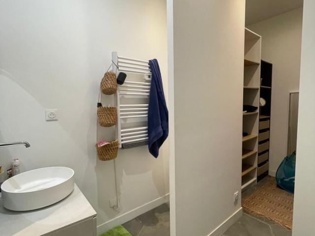 Appartement 4 pièces, 110 m² à louer à Marseille 5 13005