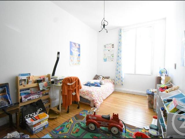 Appartement 4 pièces, 110 m² à louer à Vichy 03200
