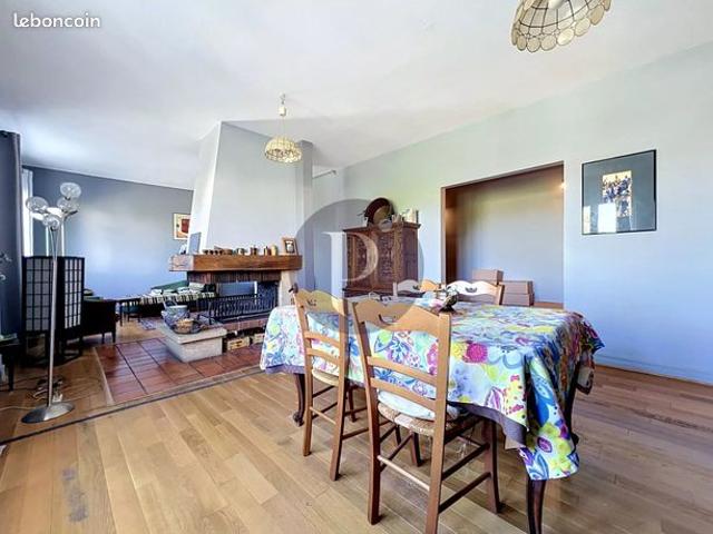 Appartement 4 pièces 111 m²
