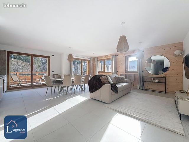 Appartement 4 pièces 111 m²