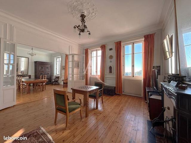 Appartement 4 pièces 111 m²