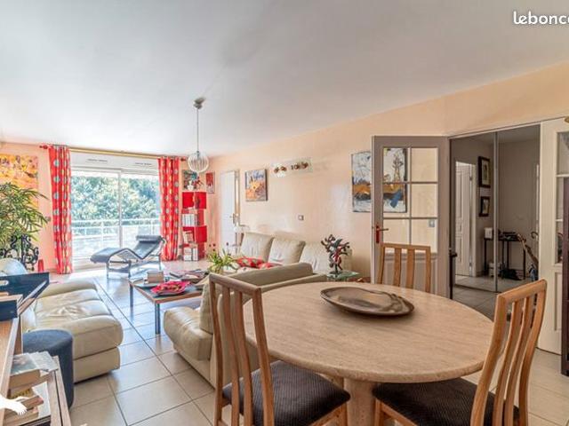 Appartement 4 pièces 111 m²