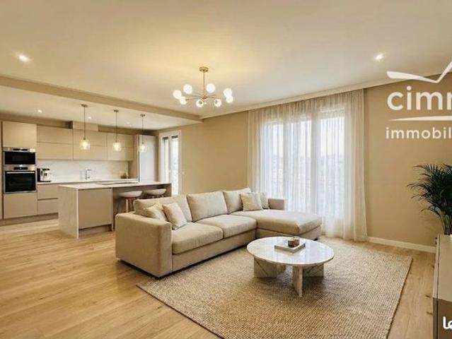 Appartement 4 pièces 111 m²