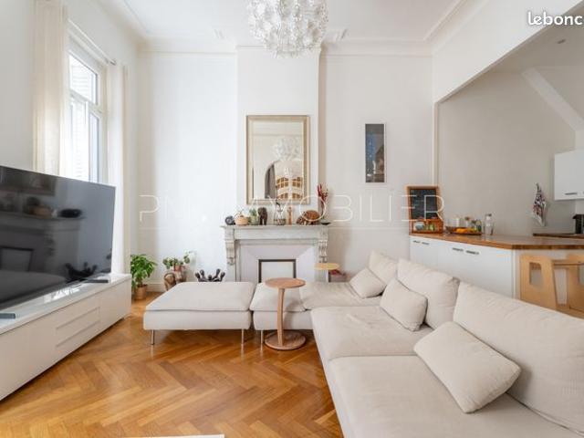 Appartement 4 pièces 111 m²