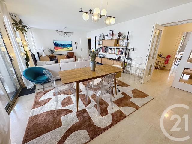 Appartement 4 pièces 112 m²