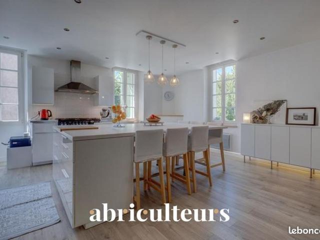Appartement 4 pièces 103 m²